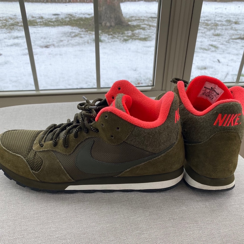 Nike MD Runners 2 Mid size 13 - Picture 3 of 8